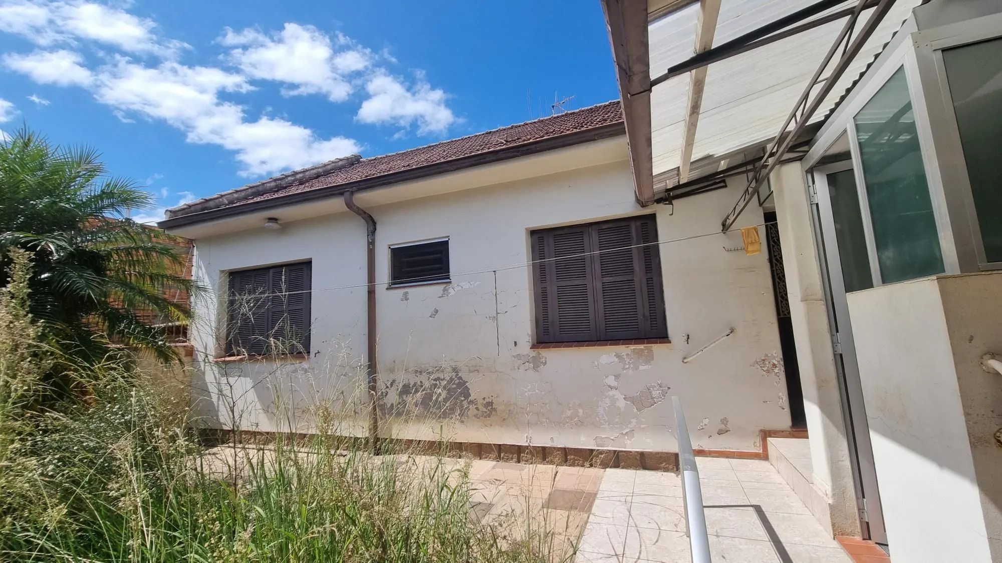 Imagem Casa com loja na frente a venda no Bairro Anchieta.