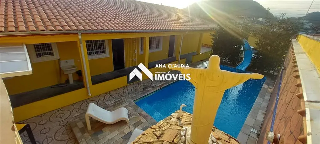 Foto do imóvel Casa proxima a praia e com piscina em AV. TIRADENTES, 7172 - ITAOCA, MONGAGUA - SP