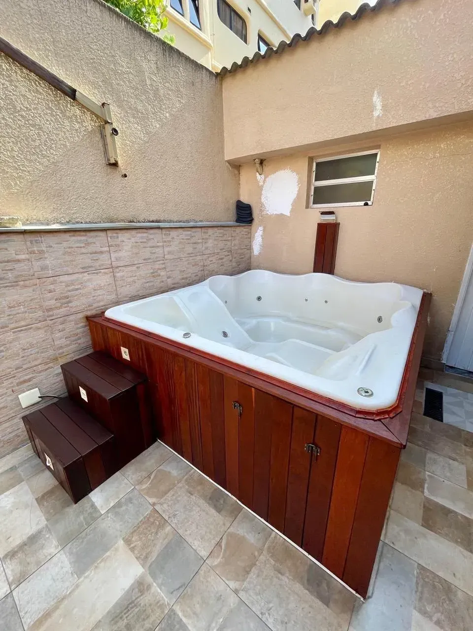 Imagem Casa com 4 Quartos à Venda, 210 m² em Enseada - Guarujá