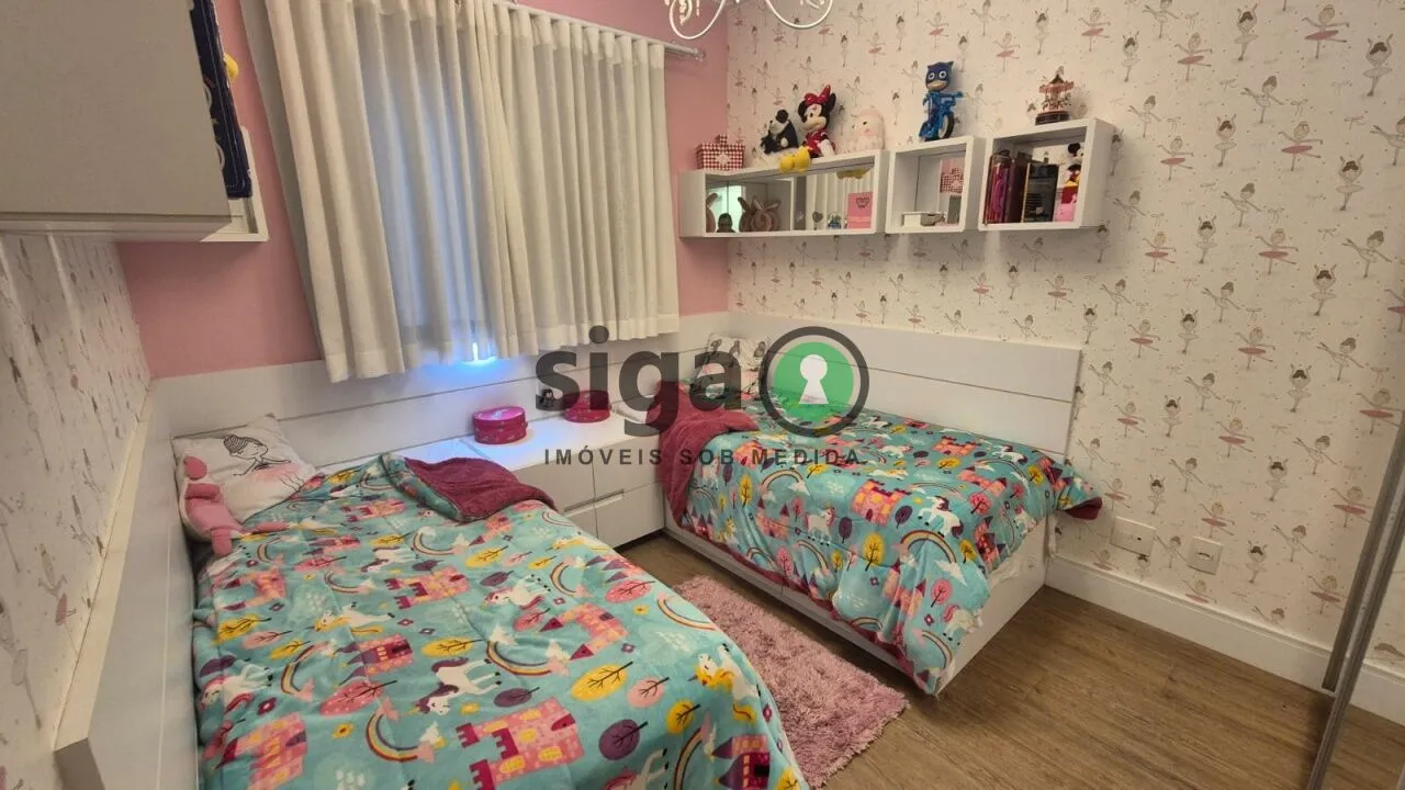 Imagem Apartamento à venda com 136m², 3 quartos sendo 1 Suíte e 2 Vagas fixas.