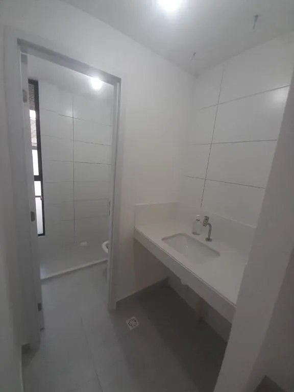 Imagem Casa de alto padrão em Intermares com 3 suítes, área gourmet, condomínio completo e excelente localização.