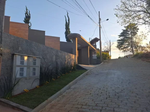 Imagem Excelente casa a venda em Nova Friburgo.