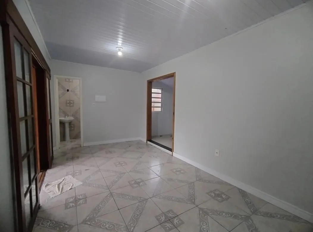 Imagem Casa perto do mar, em Capão Novo, apta para financiamento bancário