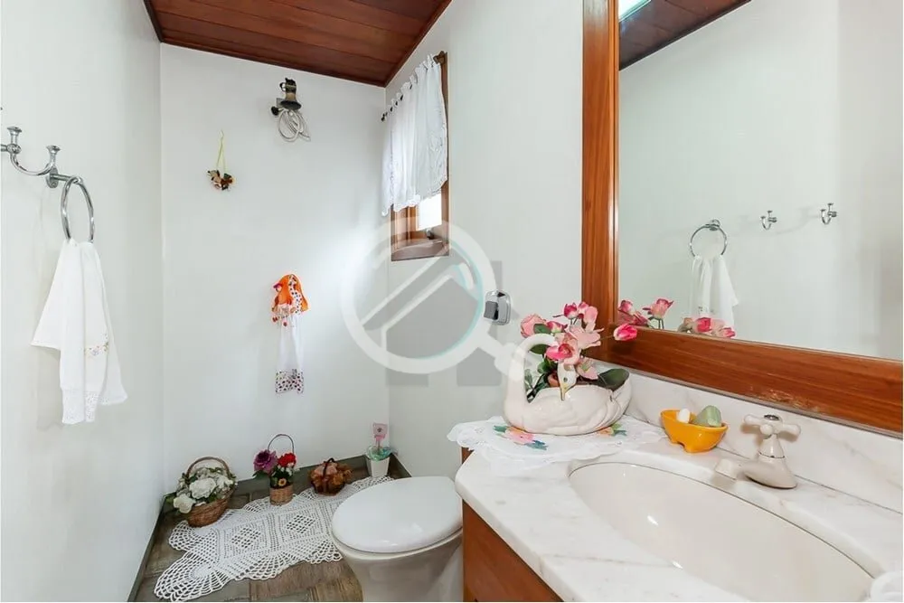 Imagem Cobertura, no Bom Fim?! Sim, ela tem quartos: são 3 (uma é a suíte), salas, cozinha, dependência...