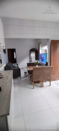 Imagem Casa Geminada à Venda - Maracanã | Praia Grande | 300m da Praia | R$ 450.000