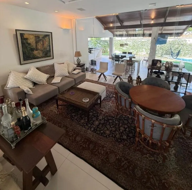 Imagem Casa com 5 dormitórios à venda, 803 m² por R$ 4.199.996,00 - Candelária - Natal/RN