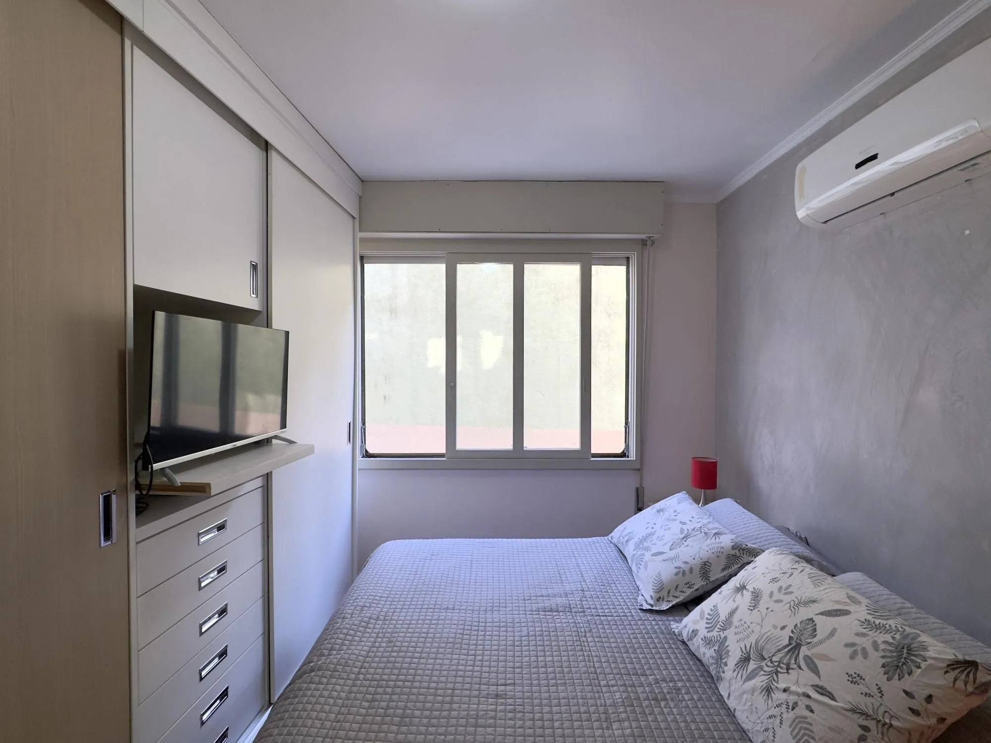 Imagem APARTAMENTO 2 DORMITÓRIOS SUPER CHARMOSO NO BAIRRO CENTRO HISTÓRICO