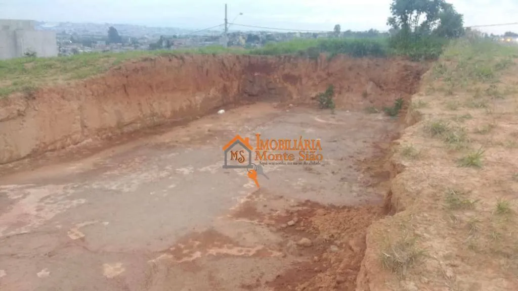 Imagem Terreno para compra no Água Chata , 140 m² por R$ 180.000 - Água Chata - Guarulhos/SP