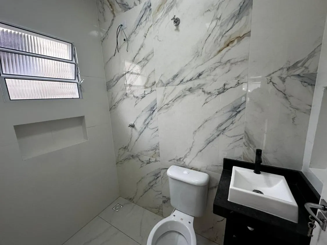 Imagem INCRIVEL CASA COM PISCINA A VENDA NA NOVA ITANHAÉM