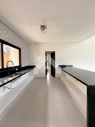 Imagem Casa de Condomínio em Alphaville - Santana de Parnaíba