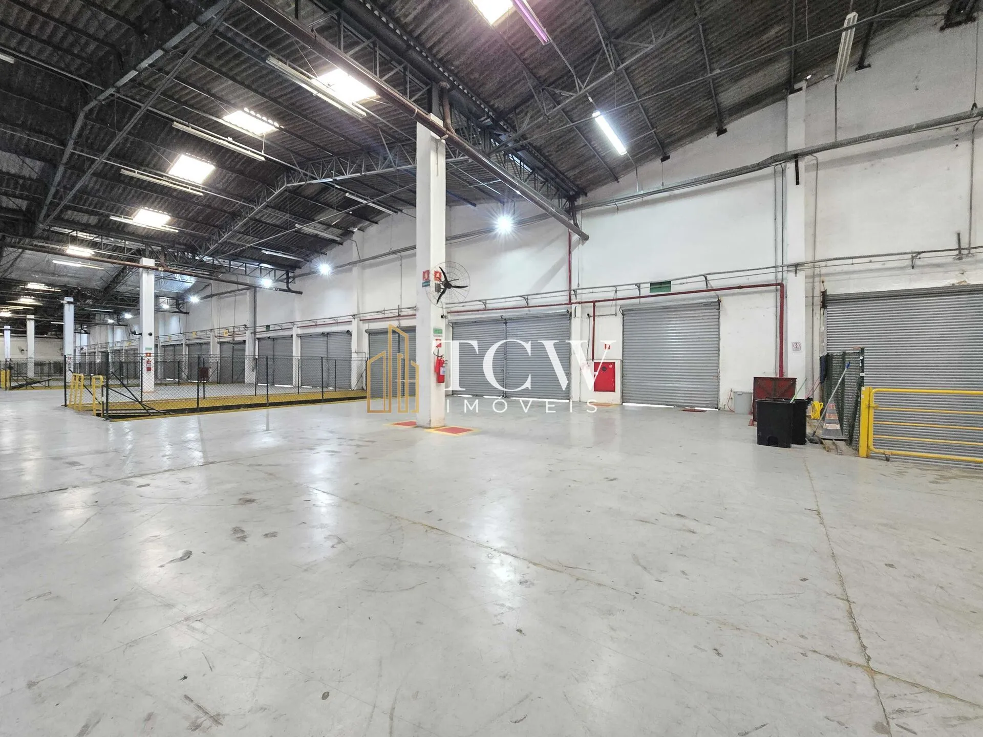 Imagem GALPÃO LOGÍSTICO PARA LOCAÇÃO | 9.507 m² | 37 DOCAS | AO LADO DA MARGINAL TIETÊ