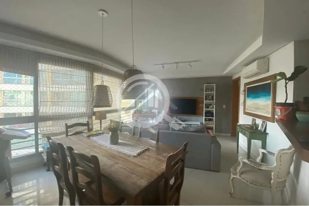 Apartamento 3 dormitórios, sendo 1 suíte, com 2 vagas. More no excepcional Edifício Personal Towe...