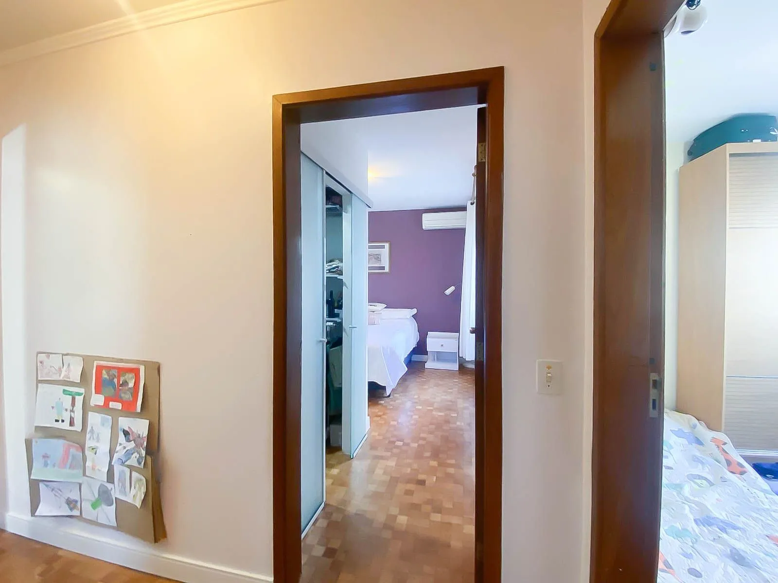 Imagem Apartamento 2 Dormitórios com Suíte, Closet, Escritório e Garagem no Rio Branco