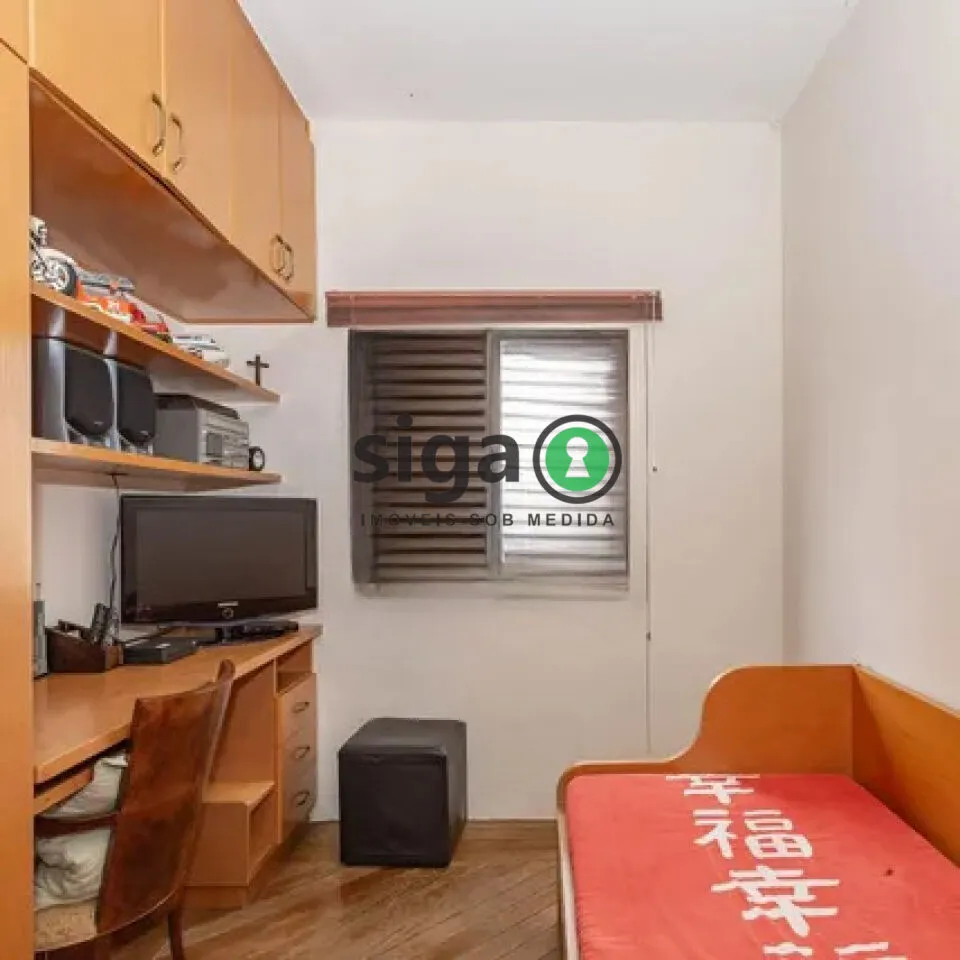Imagem Casa na Vila Mariana com varanda e localização estratégica perto do metrô.