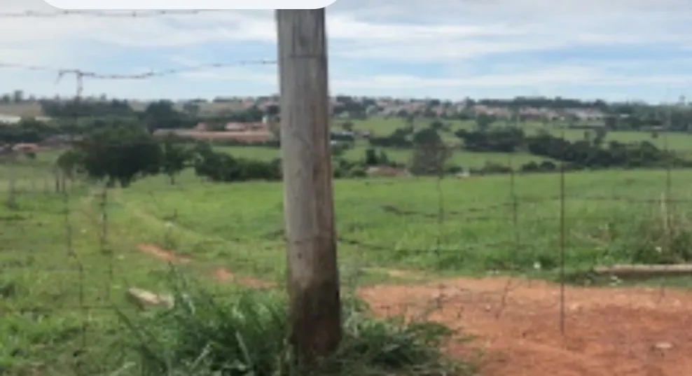 Imagem AREA COMERCIAL em Capela do Alto - SP, Cercadinho