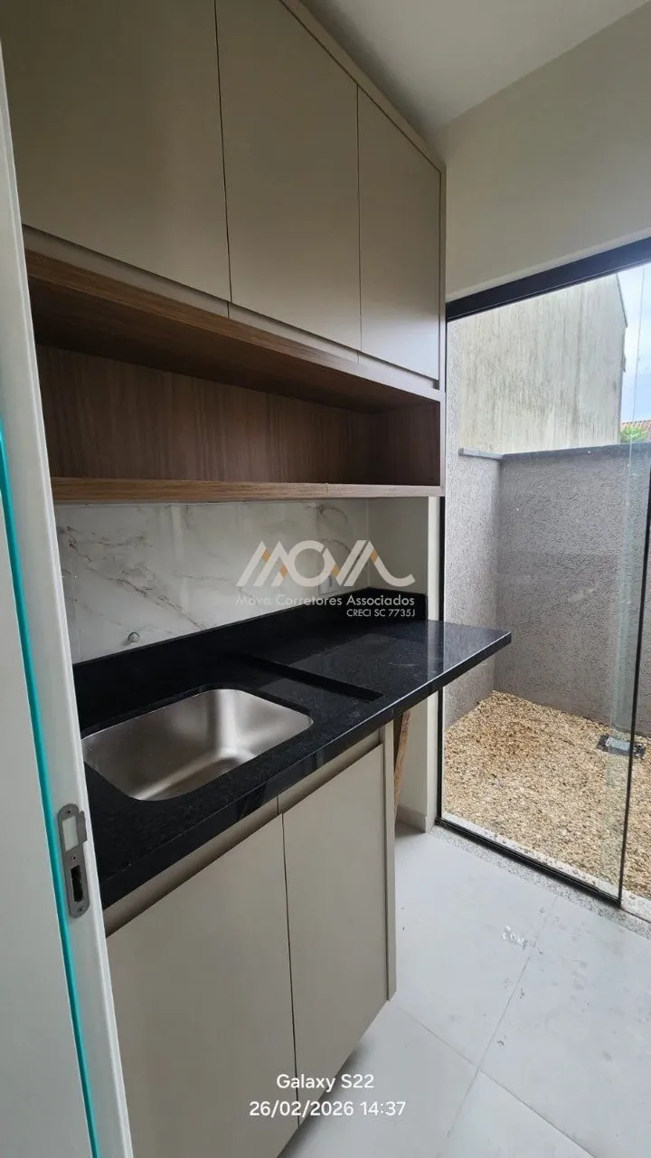Imagem Casa NOVA, com projeto moderno e excelente padrão de acabamento. 
São 3 dormitórios, sendo 1 suí...