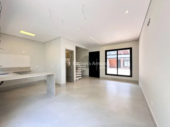Imagem Novo conceito, acabamento diferenciado, casa triplex, em condomínio com apenas 13 unidades, muito b...