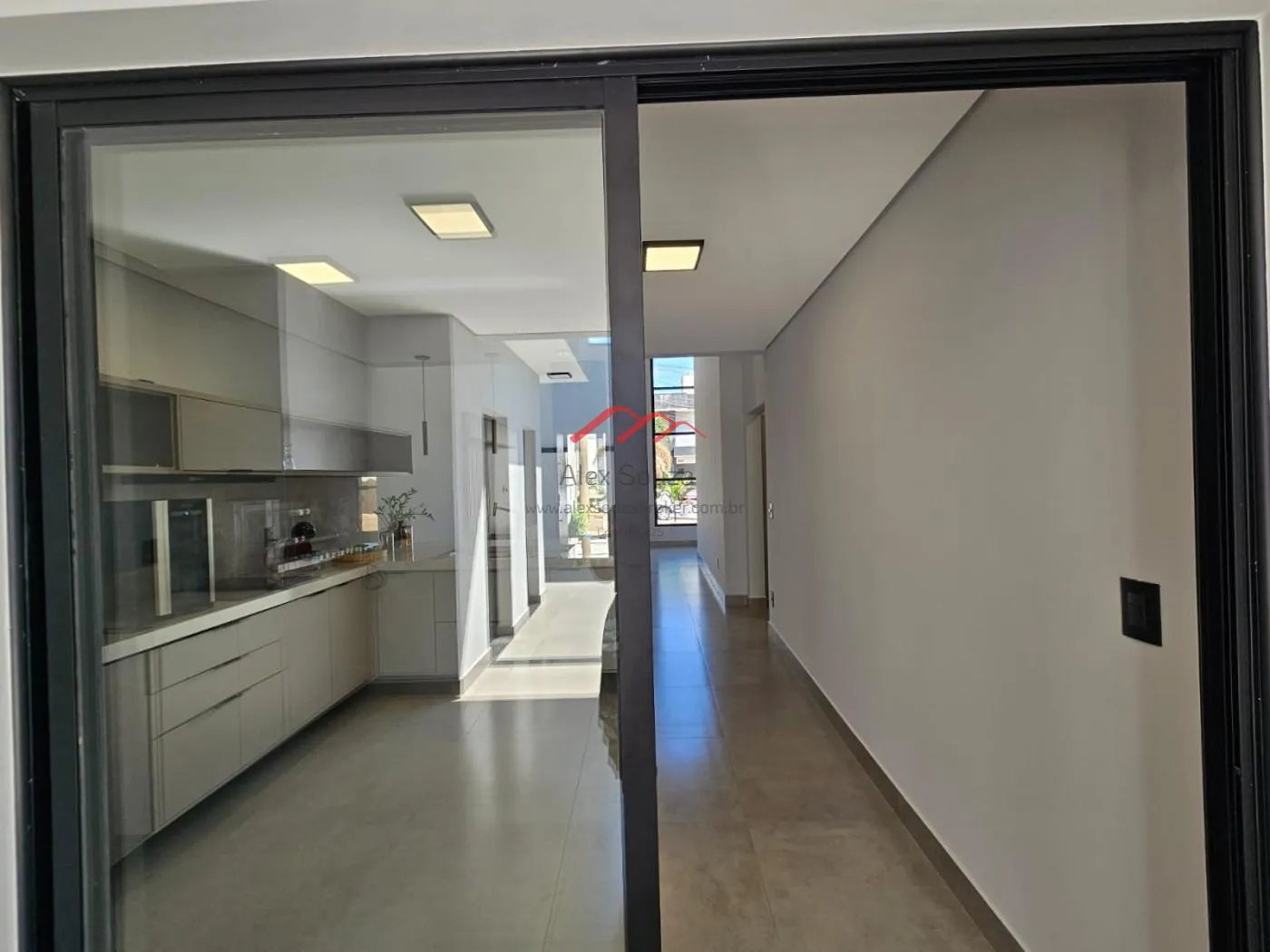 Imagem Casa em Condomínio para Venda em Sumaré, Residencial Real Parque Sumaré, 3 dormitórios, 1 suíte, 3 banheiros, 4 vagas