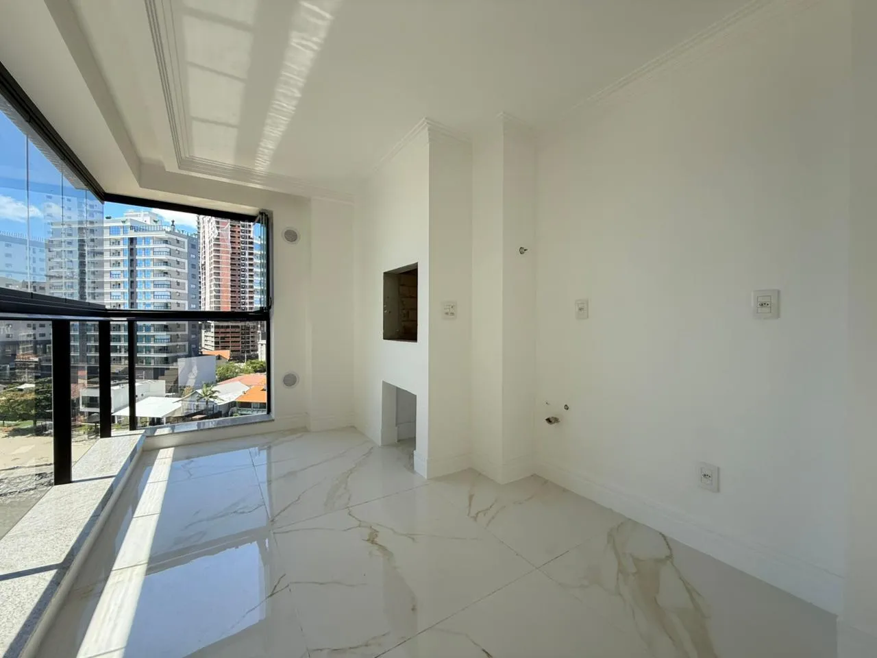 Imagem Apartamento com vista para o mar à venda com 163.1m2 por R$ 5.450.000,00