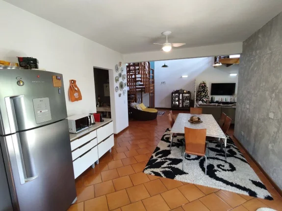 Imagem Casa com 2 dormitórios à venda, 269 m² por R$ 850.000,00 - Colina (Caucaia do Alto) - Cotia/SP