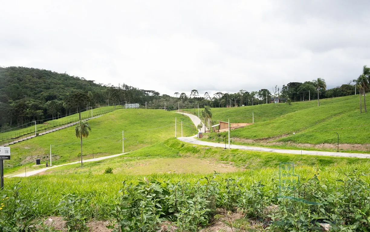 Imagem Terrenos em condominio Campo Alegre Sc
