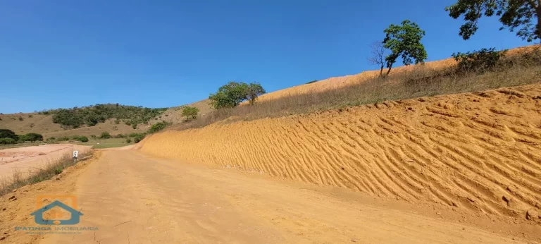 Foto do imóvel Terreno de loteamento Novos Horizontes em Santana do Paraíso em Loteamento Novos Horizontes, Rua Chile