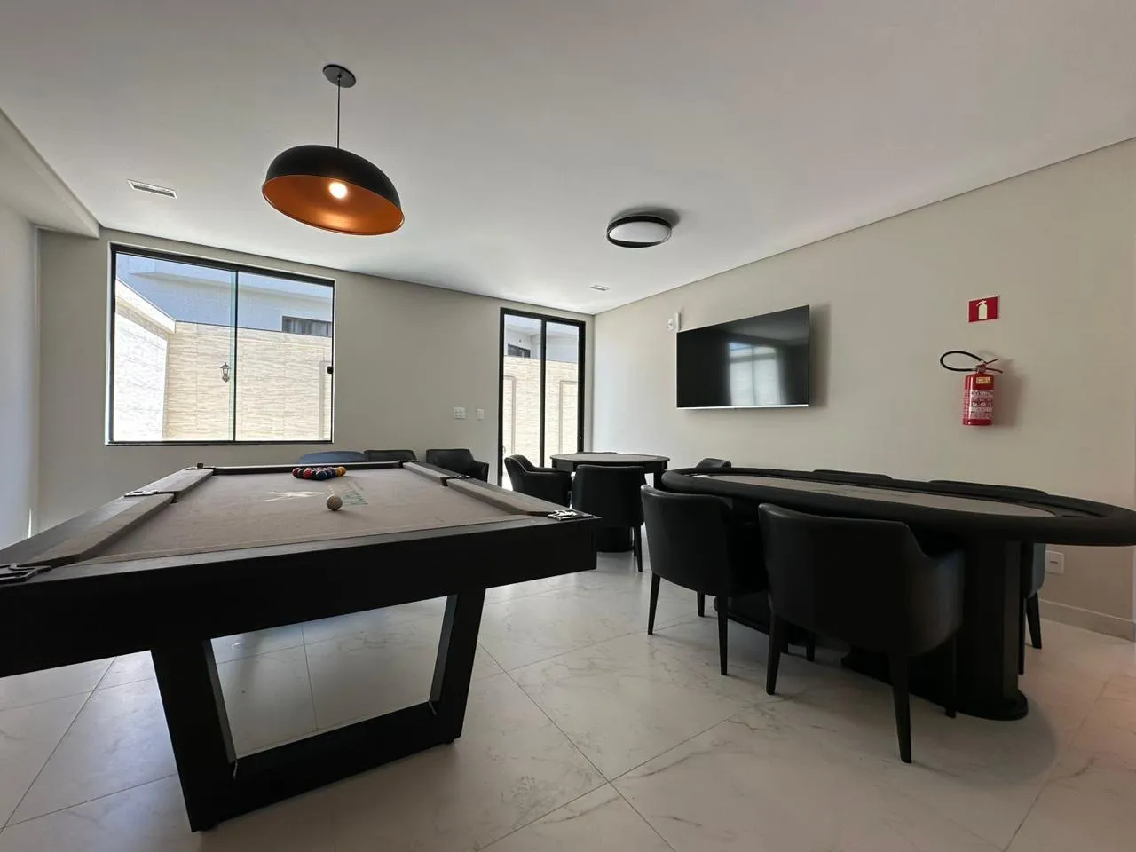 Imagem Apartamento com vista para o mar à venda com 102m2 por R$ 3.900.000,00