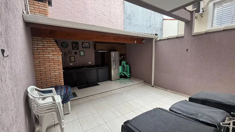 Imagem Sobrado com 4 dormitórios à venda, 216 m² por R$ 901.000,00 - Jardim Adriana - Guarulhos/SP