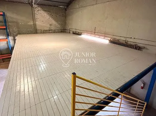 Imagem GALPÃO 600M2 COM ESTRUTURA DE PALETIZAÇÃO E PLACA SOLAR EM LUIS EDUARDO MAGALHÃES/BA