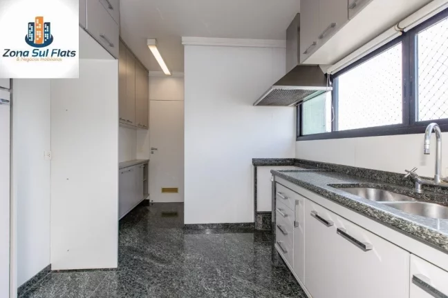 Imagem Apartamento Alto Padrão à Venda em Moema Com 4 Suítes e 4 Vagas - Varanda Gourmet