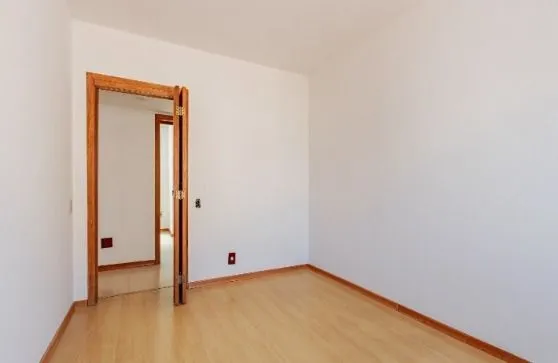 Imagem Apartamento com 4 quartos e 93m² à venda em Centro Histórico, Porto Alegre.
