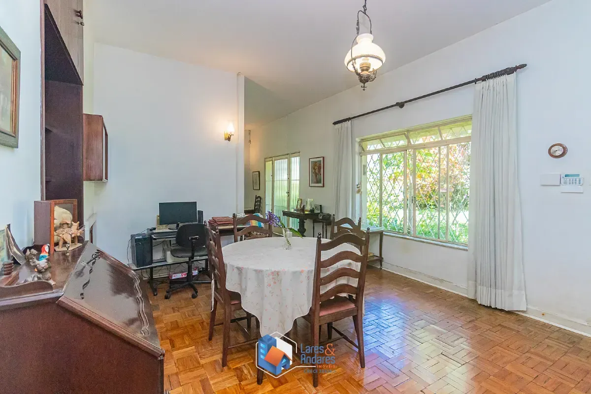 Imagem Casa para venda em Santo Amaro com 4 quartos, sendo 1 suíte, 969m²