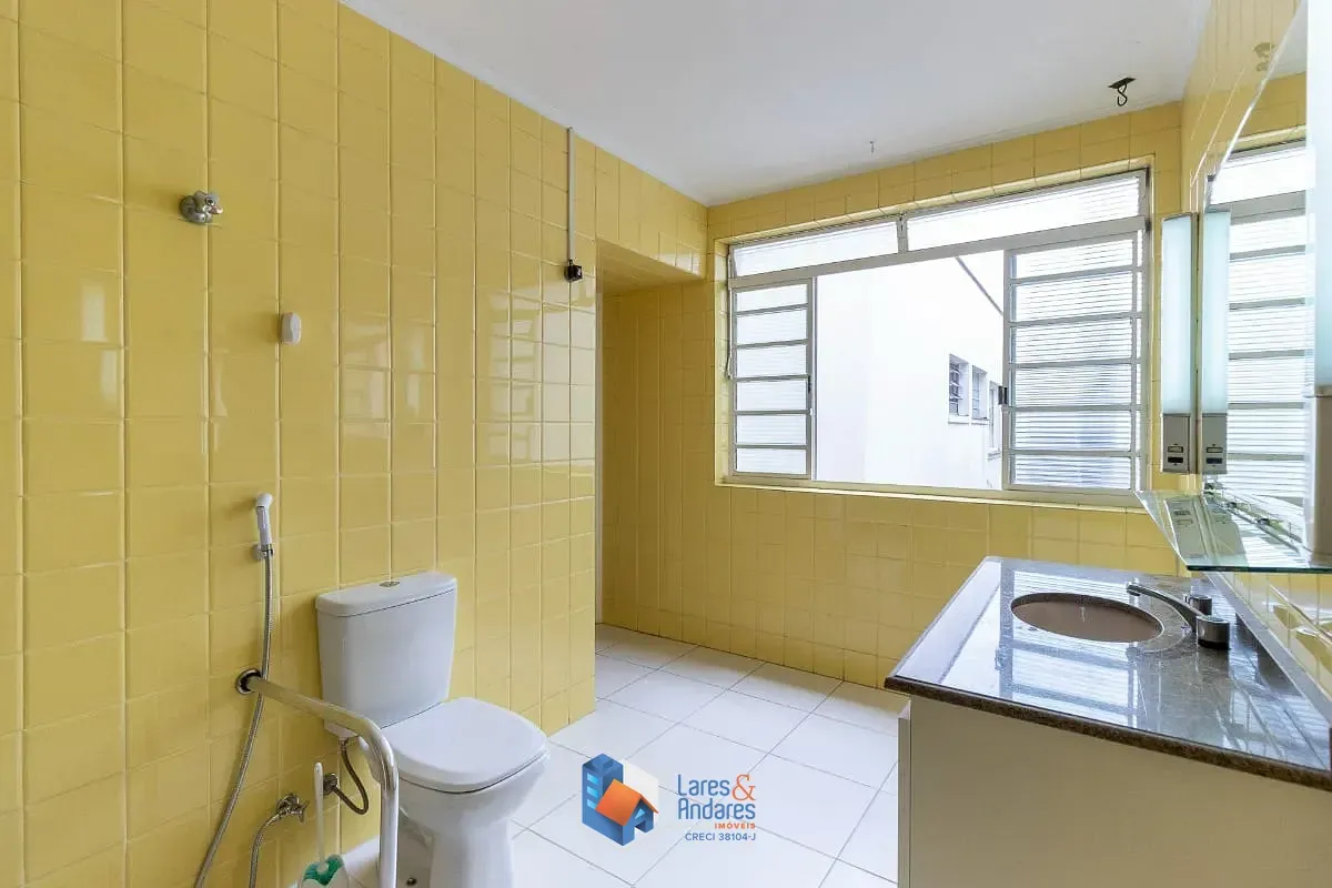 Imagem Casa para venda em Campo Belo com 4 quartos, sendo 1 suíte, 200m²