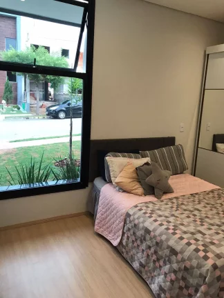 Imagem CASA TÉRREA CONDOMÍNIO TERRAS DE SÃO FRANCISCO 03 DORMITÓRIOS E SUÍTE