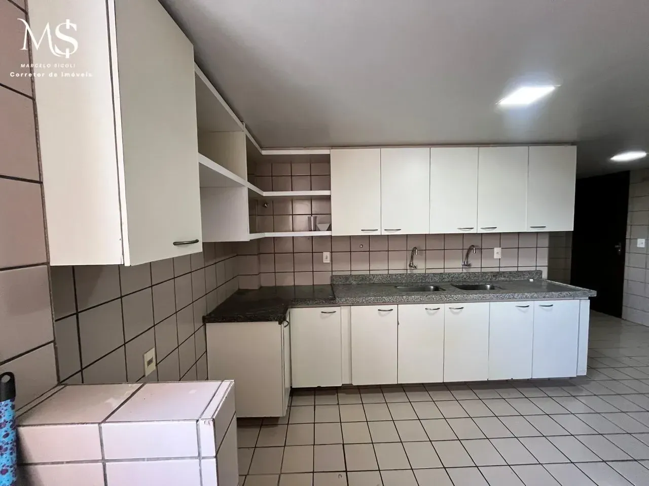 Imagem Apartamento com 4 Quartos para Alugar, 150 m² em Tambaú - João Pessoa