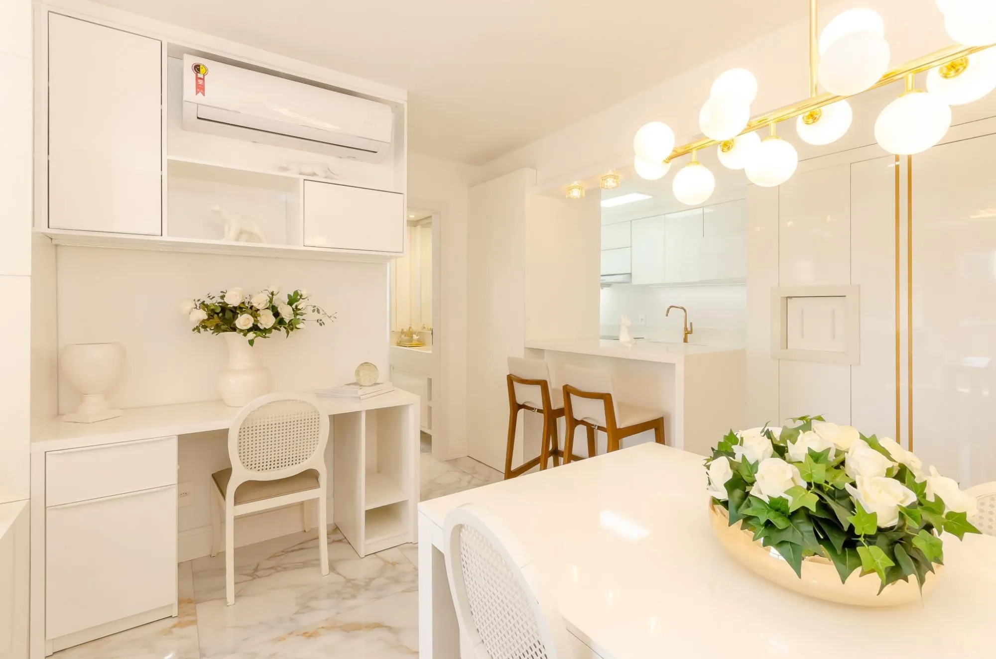 Imagem Emílio 111 Boutique Residences Apartamento de 1 Dormitório no Bairro Três Figueiras