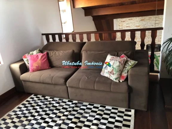 Imagem Linda Casa com Ótima Localização.