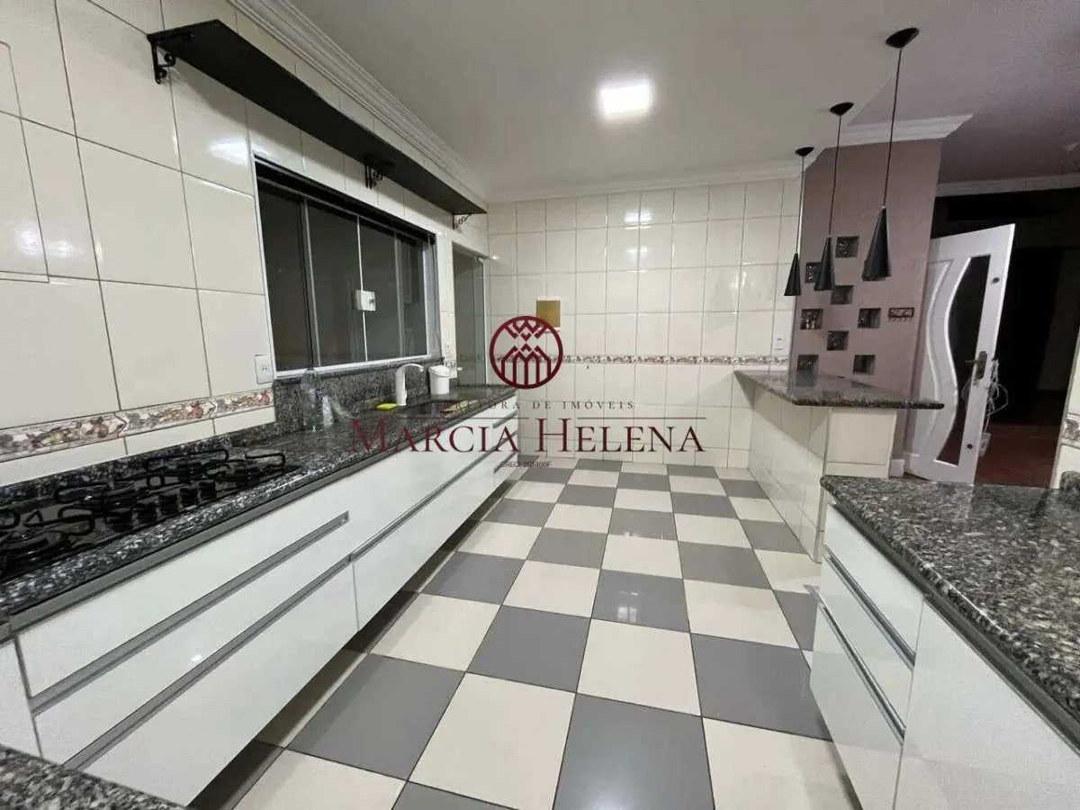 Imagem Casa de condomínio à venda, no Residencial Raízes em Paulínia, São Luiz, com 4 quartos, 221,14m2