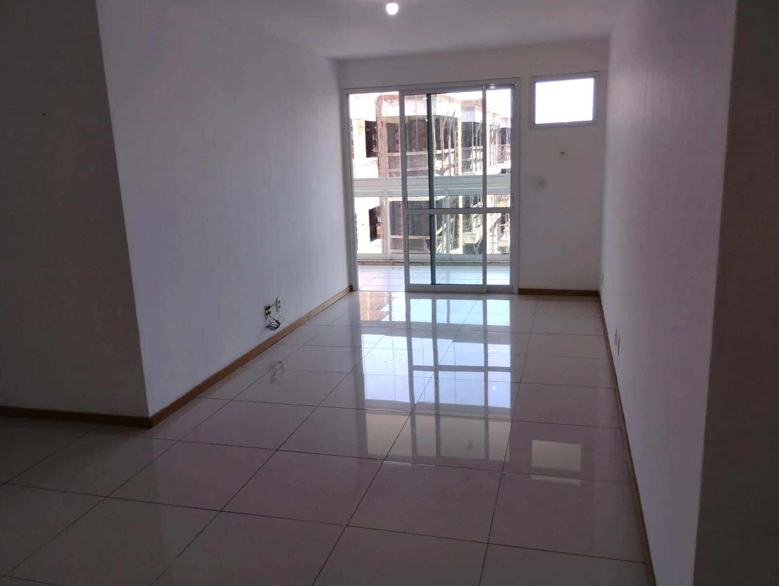 Foto do imóvel Apartamento à venda em Rio de Janeiro/RJ em Estrada Pau-Ferro