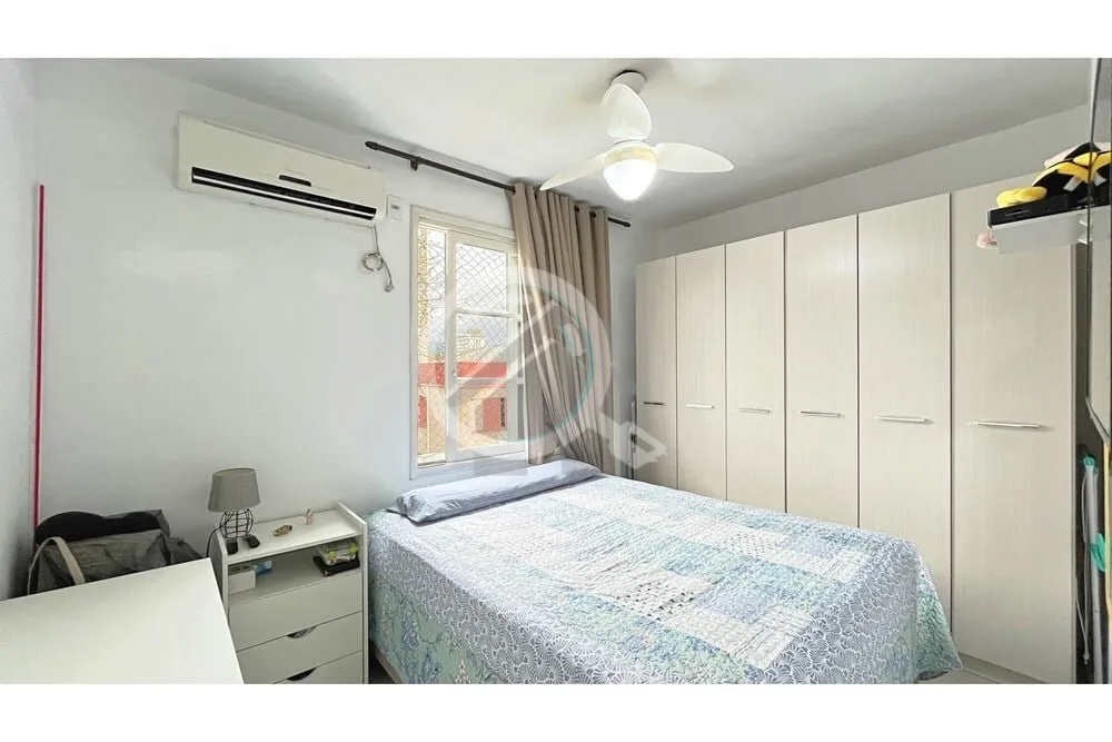 Imagem Apartamento no 4º andar com 03 dormitórios, living, cozinha fica os armários, 2 banheiros sendo u...