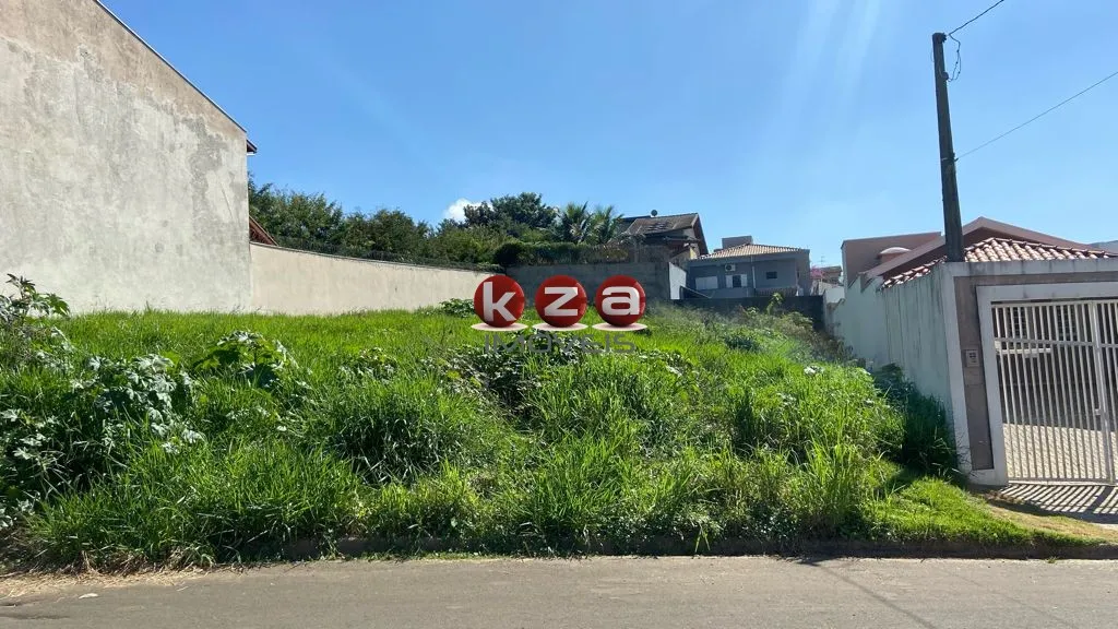 Imagem Terreno à venda em Valinhos-SP, na Vila Genoveva, com 411m² de área!