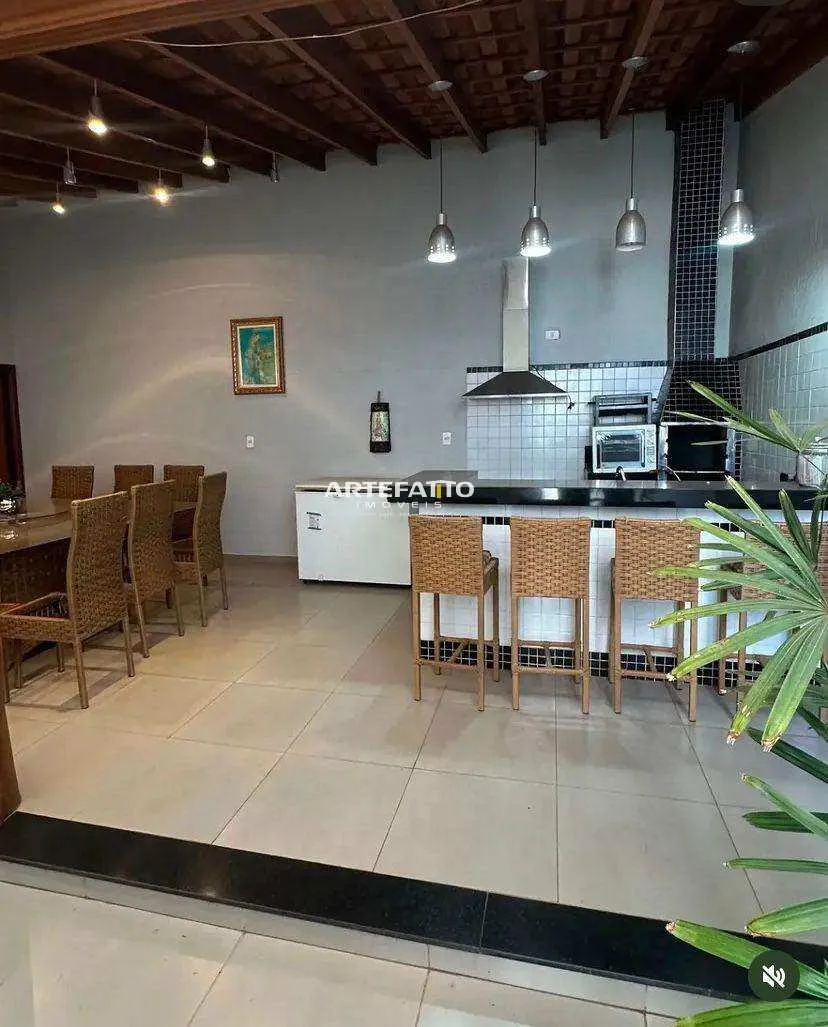 Foto do imóvel Casa à venda em Franca, Parque Franville, com 3 quartos, 190m2