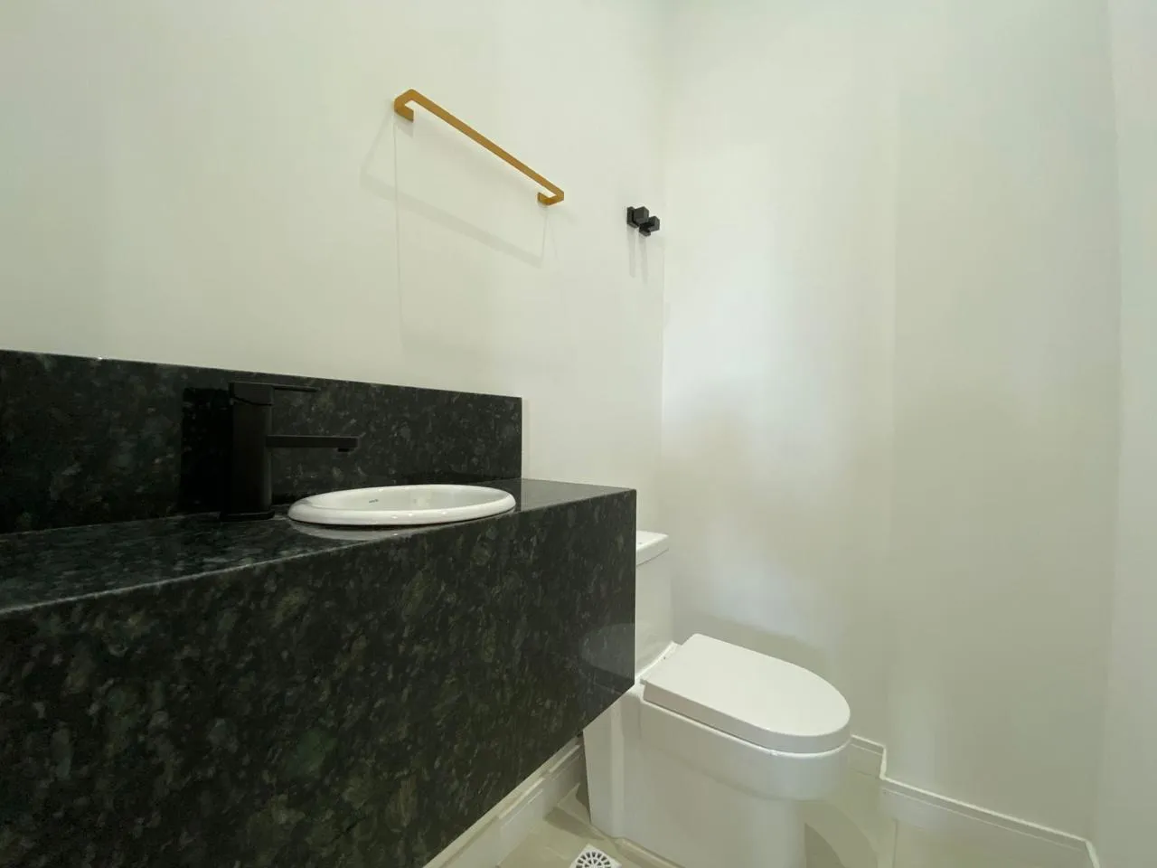 Imagem Apartamento à venda com 100m2 por R$ 1.800.000,00
