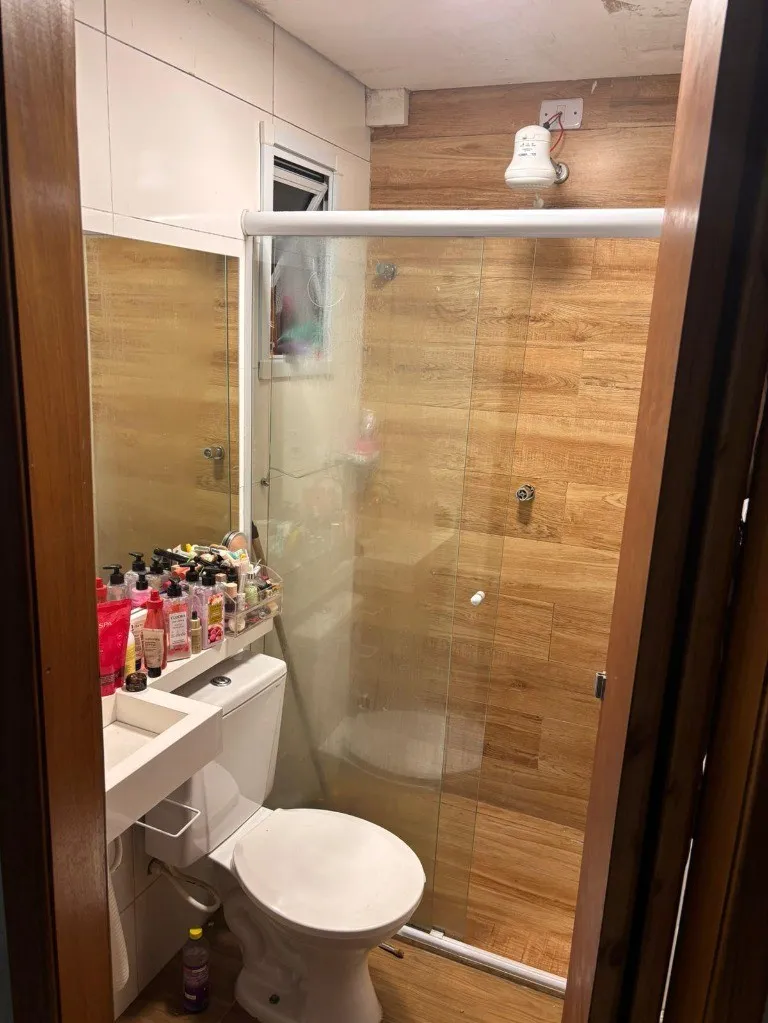 Imagem Apartamento sem condomínio à venda em Santo André-SP na Vila Linda: 2 quartos, 1 banheiro, 1 vaga de garagem, 48,00 m² de área.