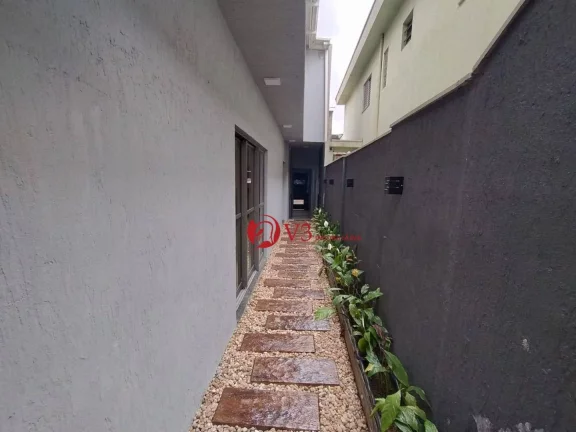 Imagem Sobrado a venda na Vila Ema 3 Dormitórios sendo 3 Suítes, 2 Vagas, 180 m