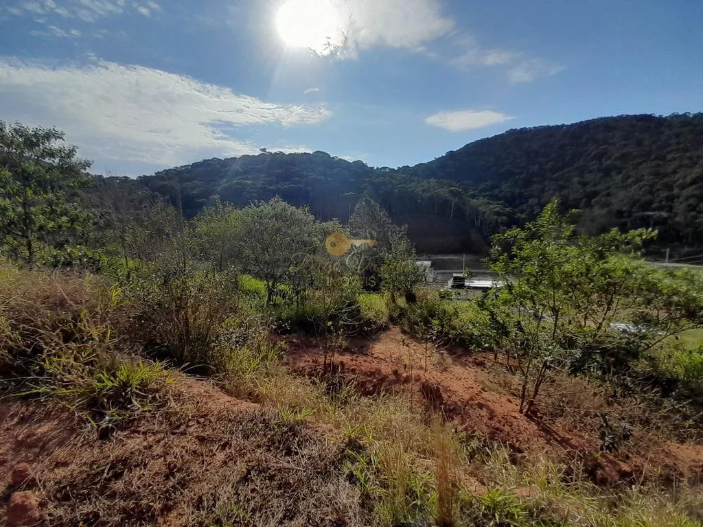Imagem Terreno em Condomínio para Venda em Teresópolis / RJ no bairro Prata