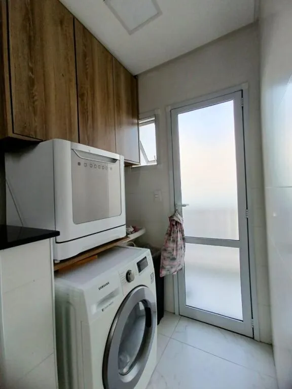 Imagem APARTAMENTO COM 94,00 m² - GUILHERMINA - PRAIA GRANDE SP