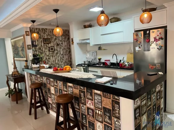 Imagem Apartamento Zona Central para Venda em Balneário Camboriú, BARRA SUL, 3 dormitórios, 1 suíte, 3 banheiros, 2 vagas