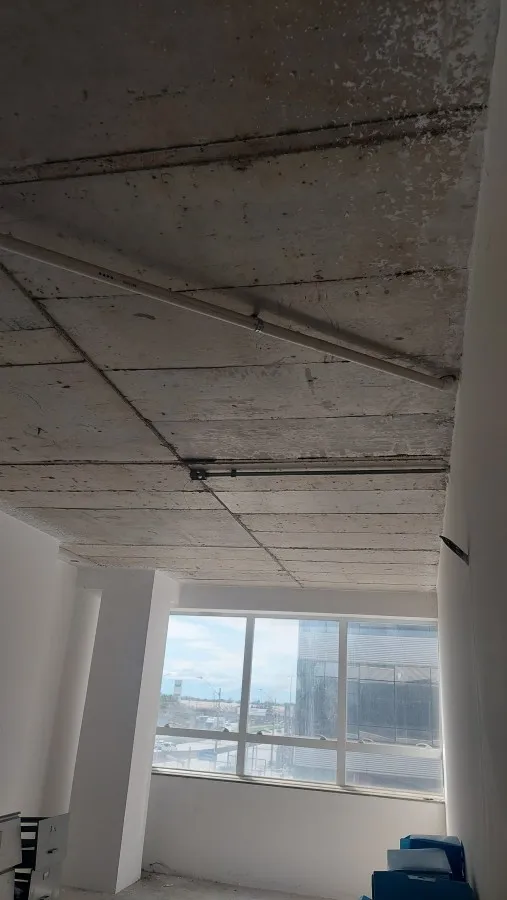 Imagem Sala Comercial para Locação em Itaboraí, Três Pontes, 1 banheiro, 1 vaga