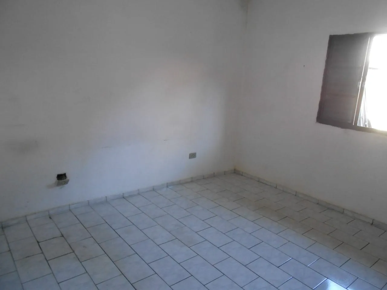 Imagem Casa à venda 3 Quartos, 1 Suite, 1 Vaga, 300M², Jardim Santa Cecília, Pindamonhangaba - SP